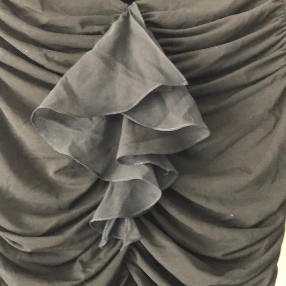 Gorgeous Elie Tahari fitted top - Picture 2 of 7